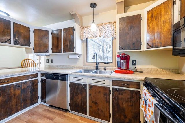 811 Pierce STREET, Onalaska, WI 54650