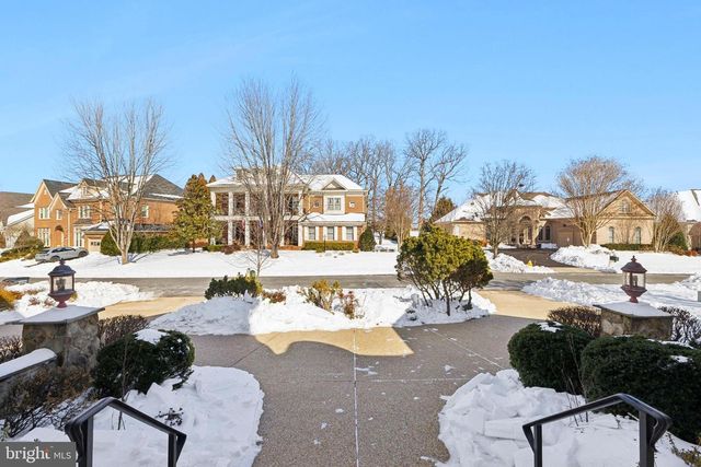 8268 ROXBOROUGH LOOP, Gainesville, VA 20155