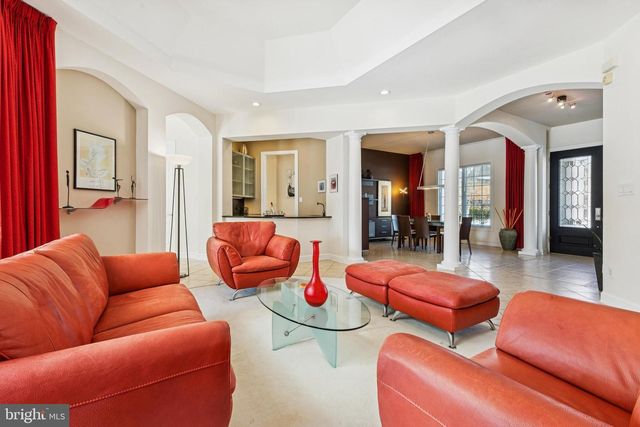 8268 ROXBOROUGH LOOP, Gainesville, VA 20155