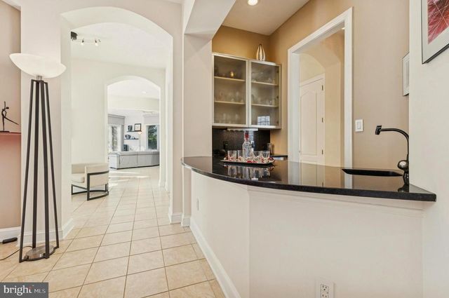 8268 ROXBOROUGH LOOP, Gainesville, VA 20155