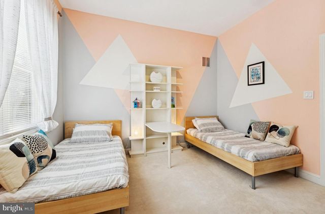 8268 ROXBOROUGH LOOP, Gainesville, VA 20155