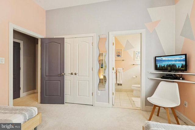 8268 ROXBOROUGH LOOP, Gainesville, VA 20155