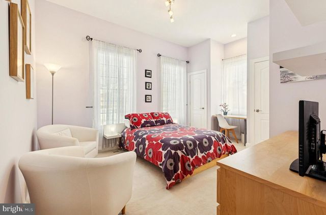 8268 ROXBOROUGH LOOP, Gainesville, VA 20155