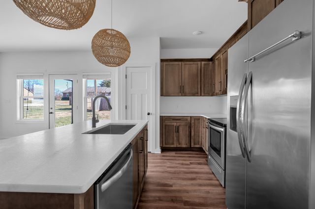 65 Duncan Ln, Winchester, TN 37398