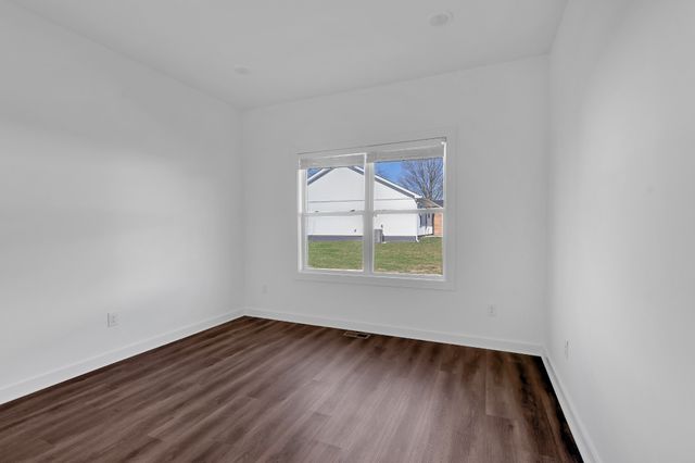 65 Duncan Ln, Winchester, TN 37398