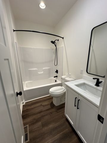 65 Duncan Ln, Winchester, TN 37398