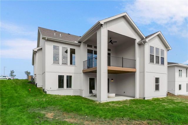 16968 S Cheshire Street, Olathe, KS 66062