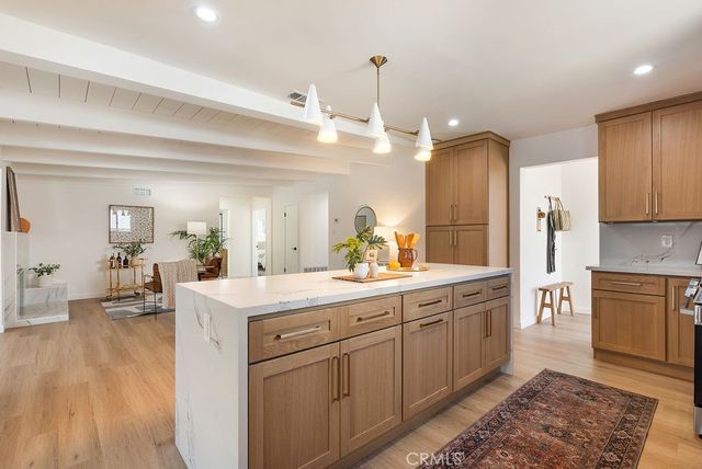 18630 Cantara Street, Reseda, CA 91335