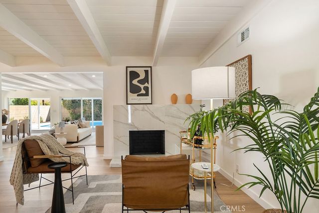 18630 Cantara Street, Reseda, CA 91335