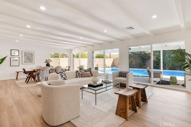 18630 Cantara Street, Reseda, CA 91335