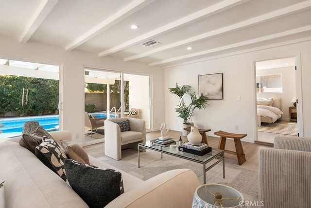 18630 Cantara Street, Reseda, CA 91335