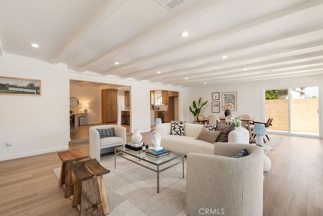 18630 Cantara Street, Reseda, CA 91335