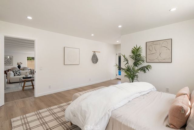 18630 Cantara Street, Reseda, CA 91335