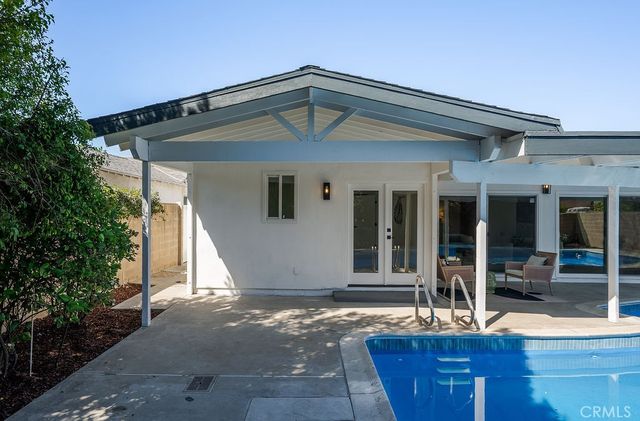 18630 Cantara Street, Reseda, CA 91335