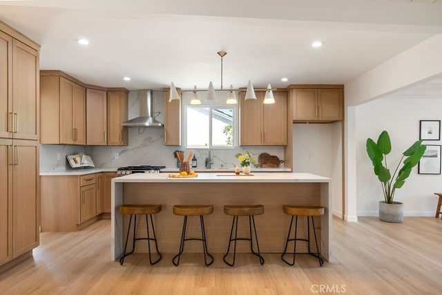 18630 Cantara Street, Reseda, CA 91335