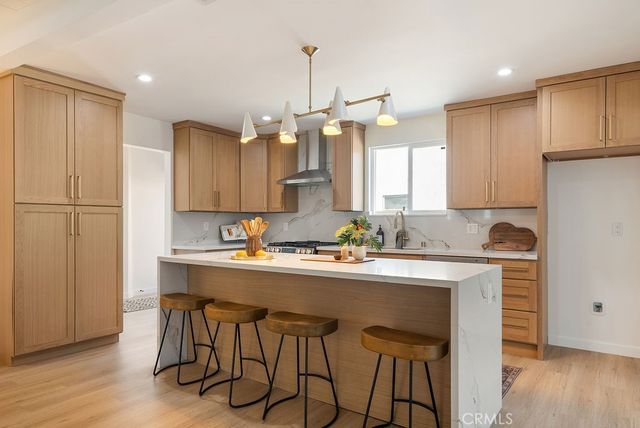 18630 Cantara Street, Reseda, CA 91335