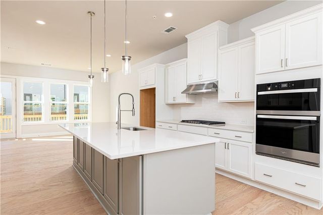 2304 Mockernut Trail 143, Smyrna, GA 30080