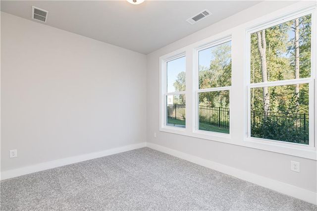 2304 Mockernut Trail 143, Smyrna, GA 30080