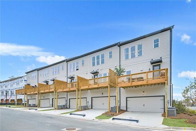 2304 Mockernut Trail 143, Smyrna, GA 30080