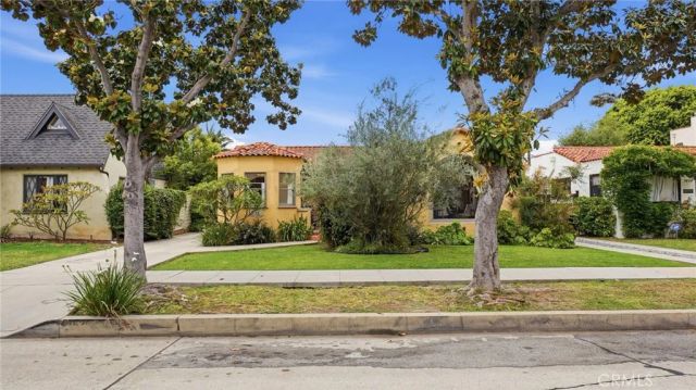 3625 Cerritos Ave, Long Beach, CA 90807