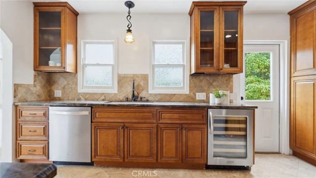 3625 Cerritos Ave, Long Beach, CA 90807