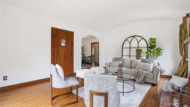 3625 Cerritos Ave, Long Beach, CA 90807