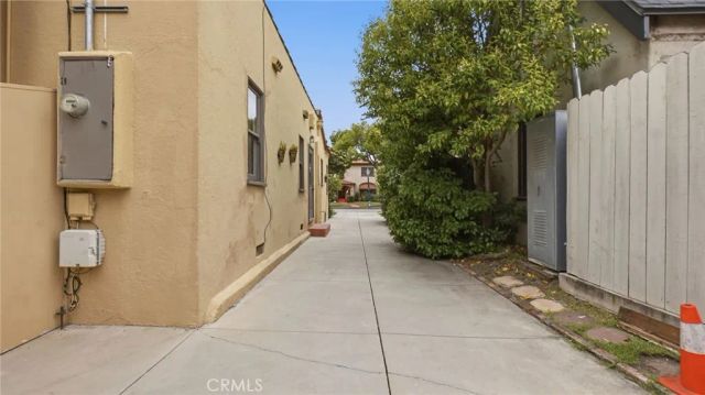 3625 Cerritos Ave, Long Beach, CA 90807