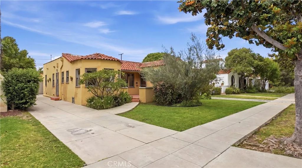 3625 Cerritos Ave, Long Beach, CA 90807