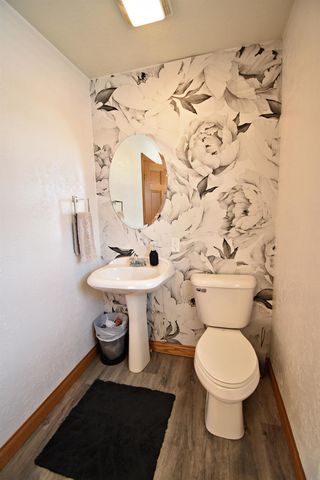 1201 7th St. N.E., Independence, IA 50644