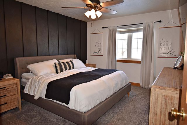 1201 7th St. N.E., Independence, IA 50644