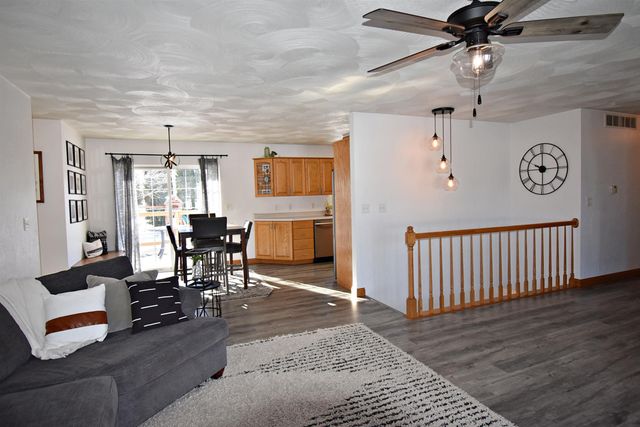 1201 7th St. N.E., Independence, IA 50644