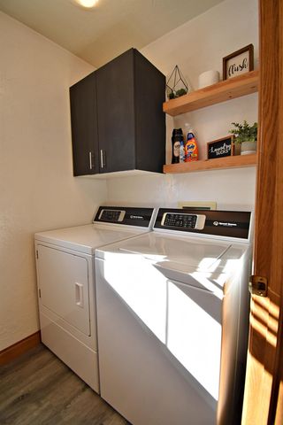 1201 7th St. N.E., Independence, IA 50644