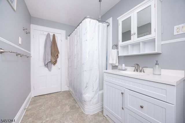 21 N Lincoln Ave, Washington Boro, NJ 07882