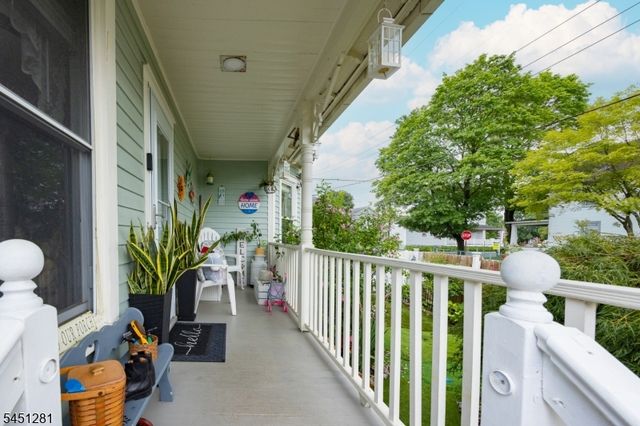 21 N Lincoln Ave, Washington Boro, NJ 07882