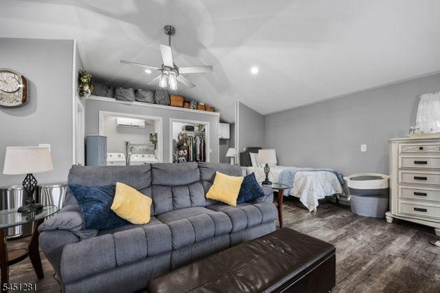 21 N Lincoln Ave, Washington Boro, NJ 07882