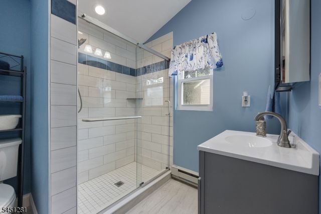 21 N Lincoln Ave, Washington Boro, NJ 07882