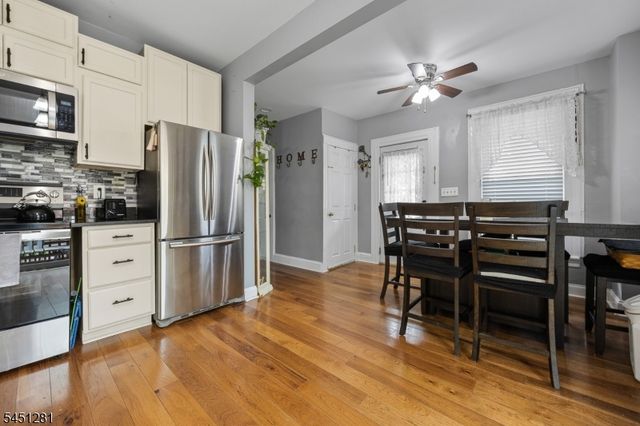 21 N Lincoln Ave, Washington Boro, NJ 07882
