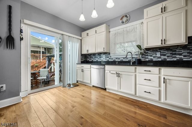 21 N Lincoln Ave, Washington Boro, NJ 07882