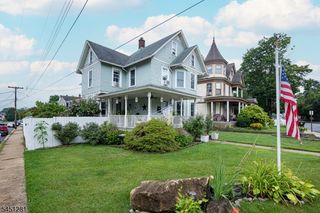 21 N Lincoln Ave, Washington Boro, NJ 07882