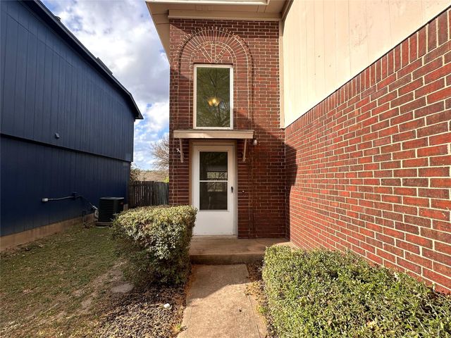 8604 Piney Creek BND, Austin, TX 78745