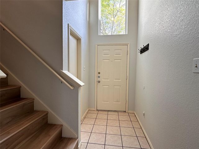 8604 Piney Creek BND, Austin, TX 78745