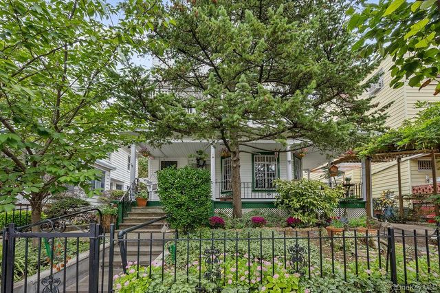 455 E 28th Street, Brooklyn, NY 11226
