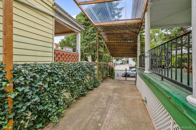 455 E 28th Street, Brooklyn, NY 11226