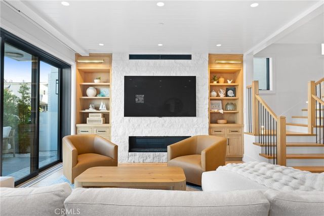 123 44th Street, Newport Beach, CA 92663