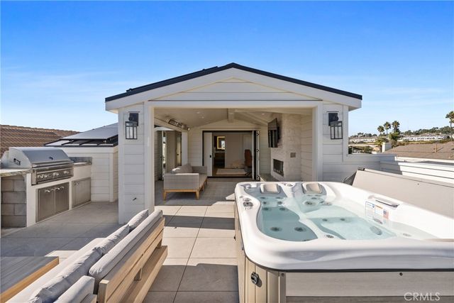 123 44th Street, Newport Beach, CA 92663
