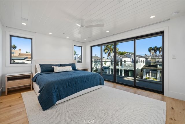 123 44th Street, Newport Beach, CA 92663