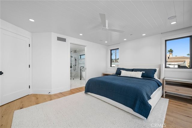 123 44th Street, Newport Beach, CA 92663