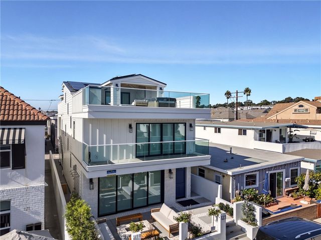 123 44th Street, Newport Beach, CA 92663