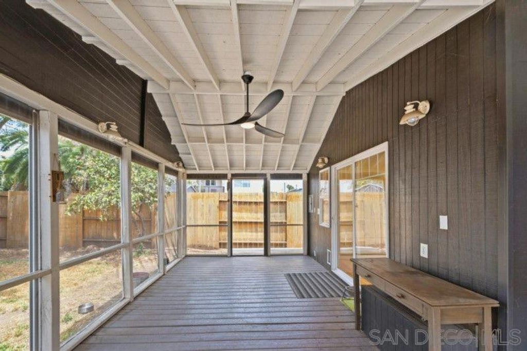Image 38 of property listing at 4530 Edgeware Rd, San Diego, CA 92116