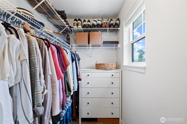 1124 N Fairhope Place, Ridgefield, WA 98642